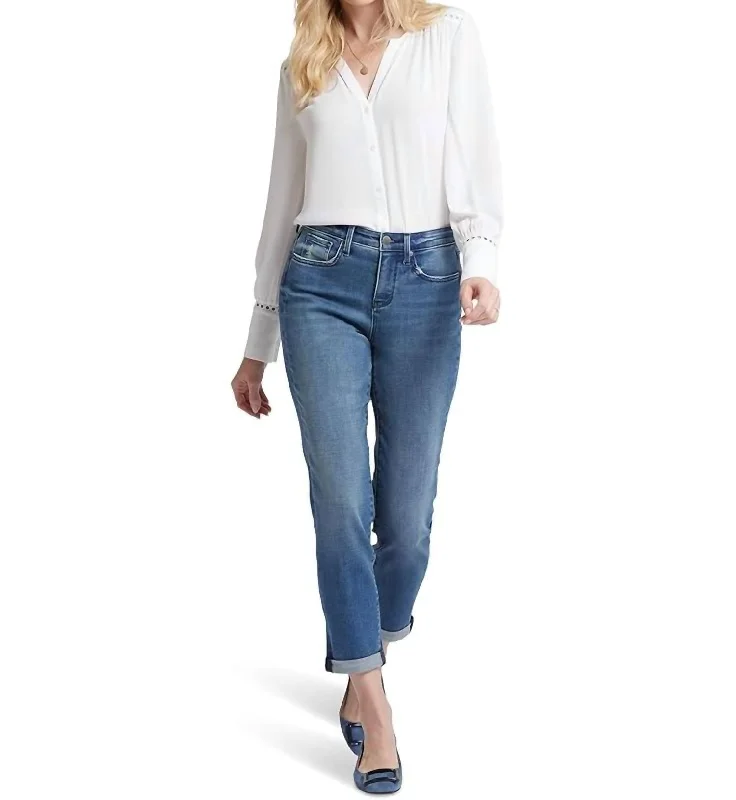 Margot Girlfriend Jean In Cascade Wave Fashionable Frayed Hem Denim
