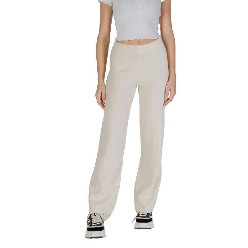 Vero Moda  Viscose Jeans & Women's Pant Elegant Bootcut Fit Jeans