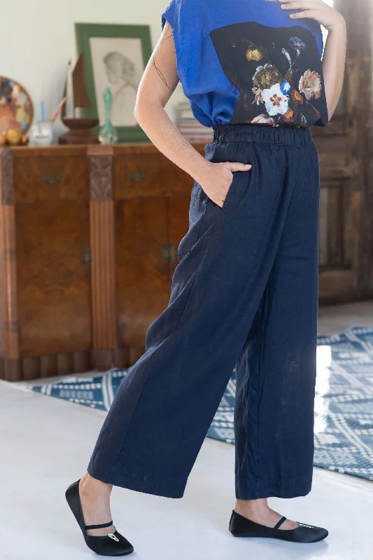 Tessa linen pant Dark Navy Soft Sweatpants Style