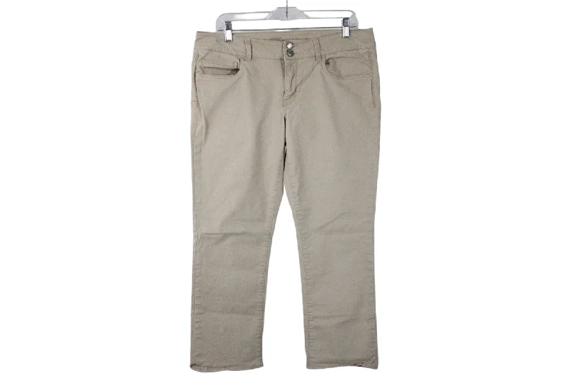 American Eagle Khaki Capri Pant | 12 Soft Cotton Pants