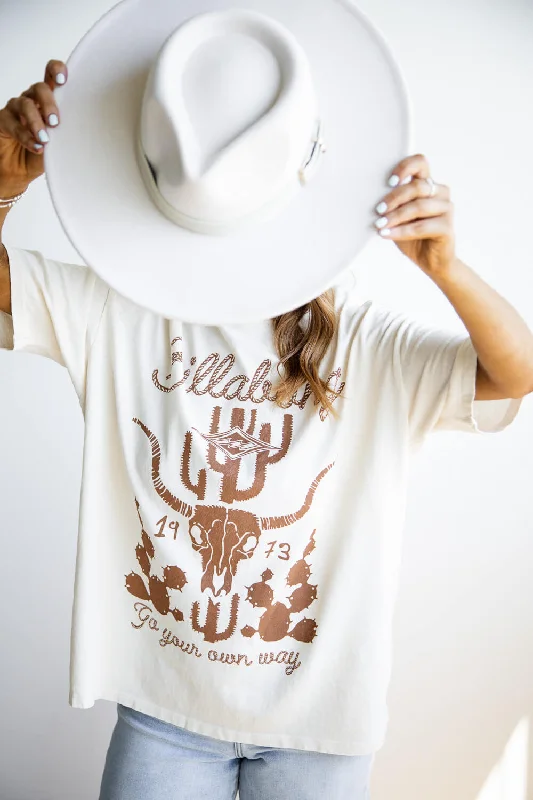 Billabong Go Your Own Way Oversized Graphic T-Shirt for Women in Antique White | 24B353430-ANW Welt Pockets Slit Pockets Billabong Go Your Own Way Oversized Graphic T-Shirt for Women in Antique White | 24B353430-ANW Welt Pockets Slit Pockets