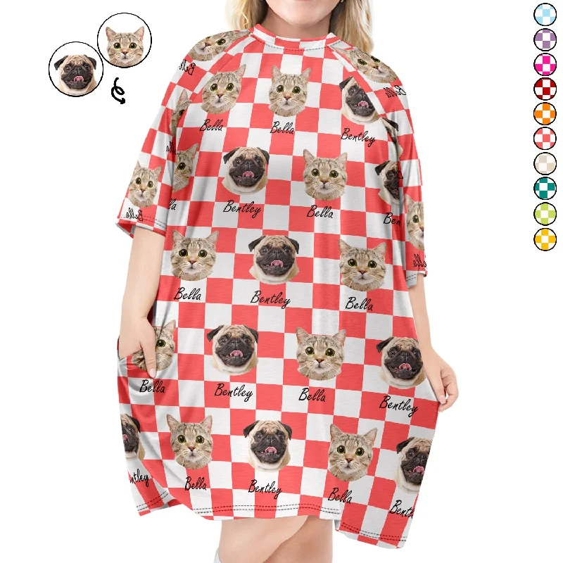 Custom Photo Pet Faces Groovy Checkered Pattern - Gift For Dog Mom, Cat Mom - Personalized Women's Sleep Tee Mesh Fabric Canvas Fabric Denim Fabric