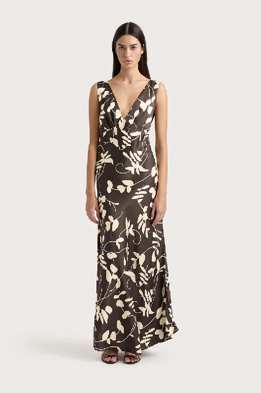 Amiens Maxi Dress - Eden Print Elegant Pleated Maxi Dress