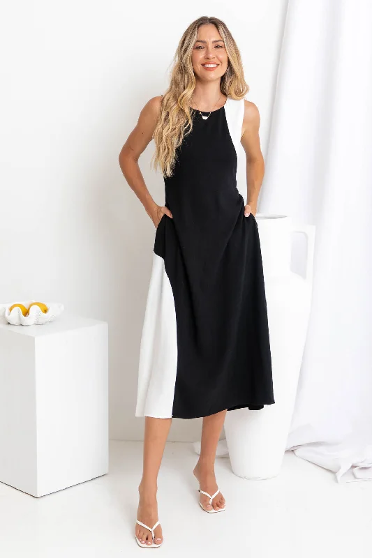 Carmen Maxi Dress - Black and White Trendy Floral Print Maxi Dress