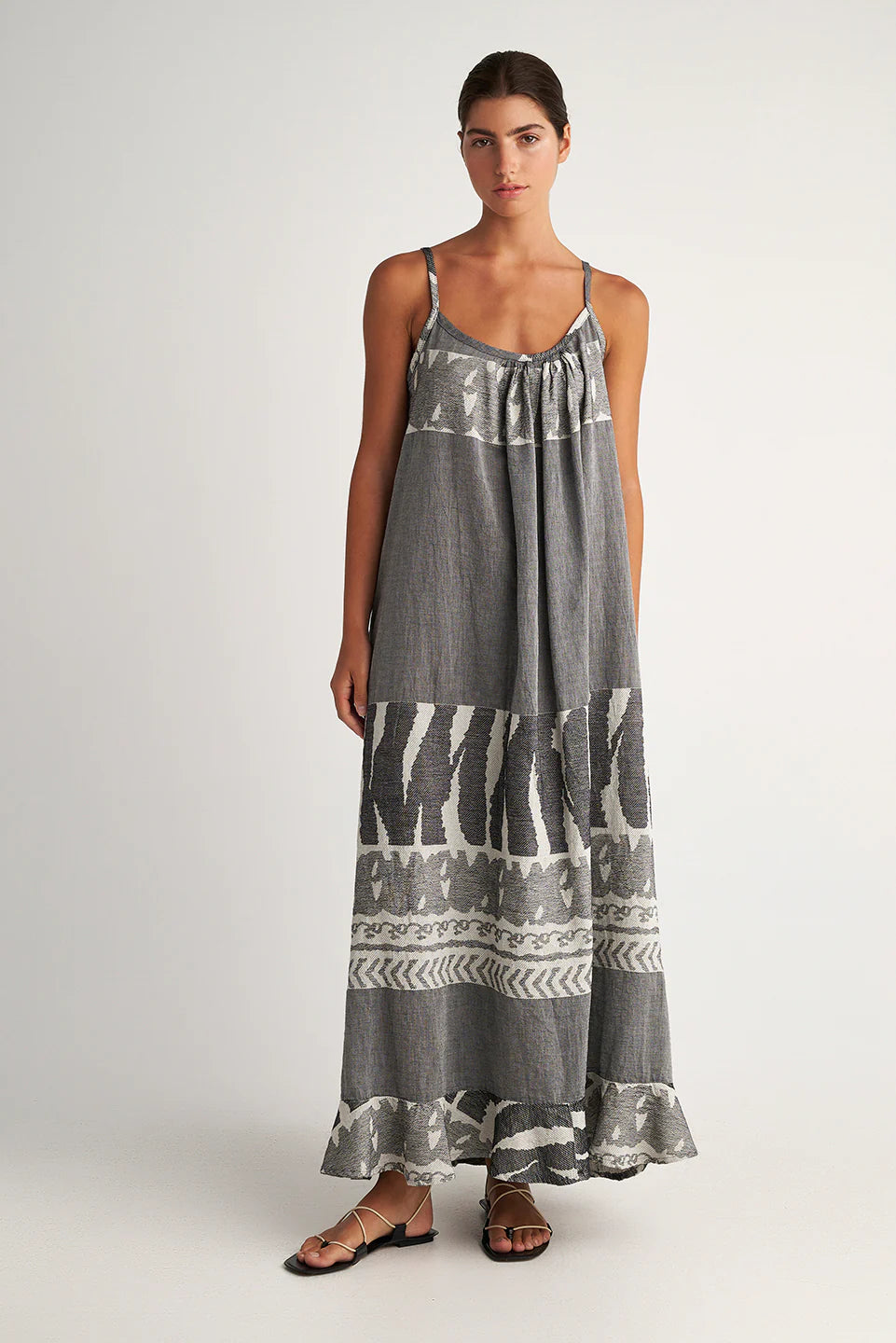 Scorpios Maxi Dress in Black Trendy Ruffled Maxi Dress