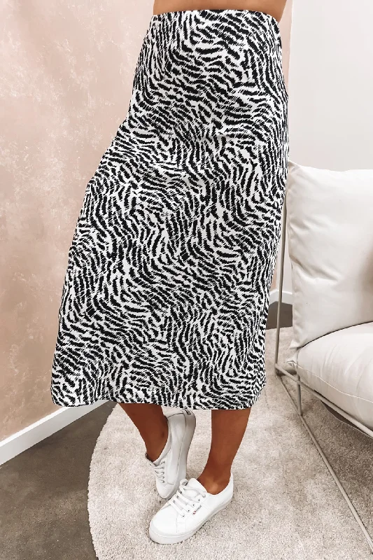 Wild Midi Skirt Black corduroy skirt durable